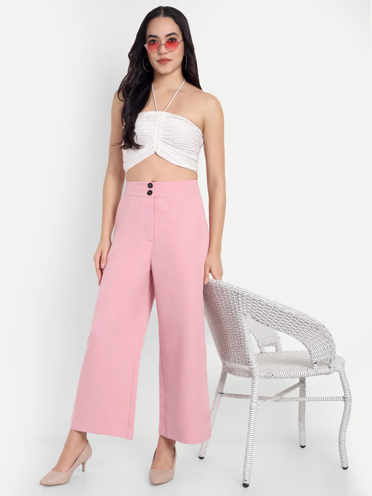 ecomm female shoot